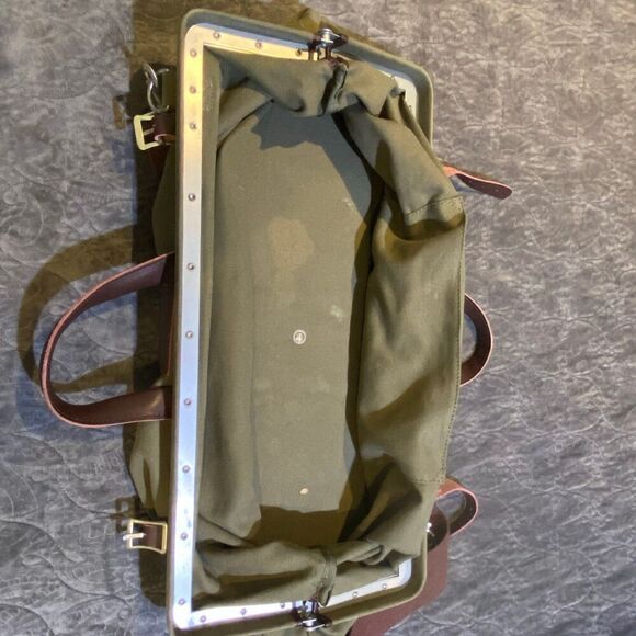 Line Of Trade - Weekender Bag Olive Green Canvas - Picture 12 of 12